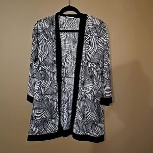 Woman's Cardigan Petite M